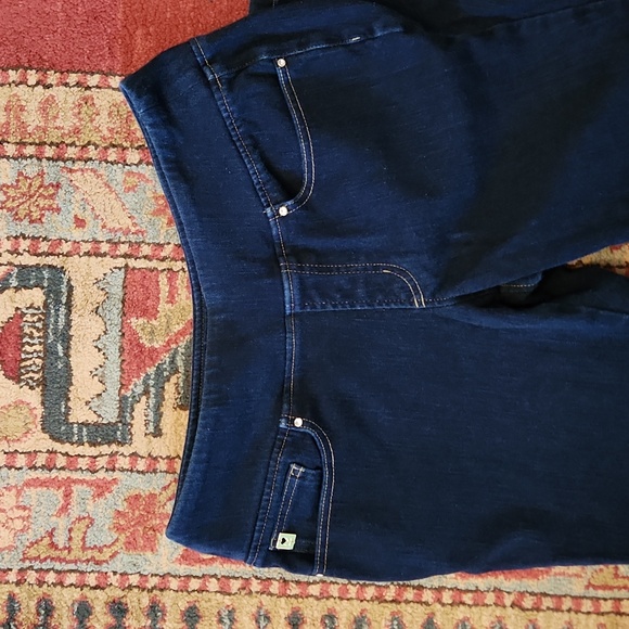 Belle by Kim Gravel pull on Jeans - Picture 3 of 6